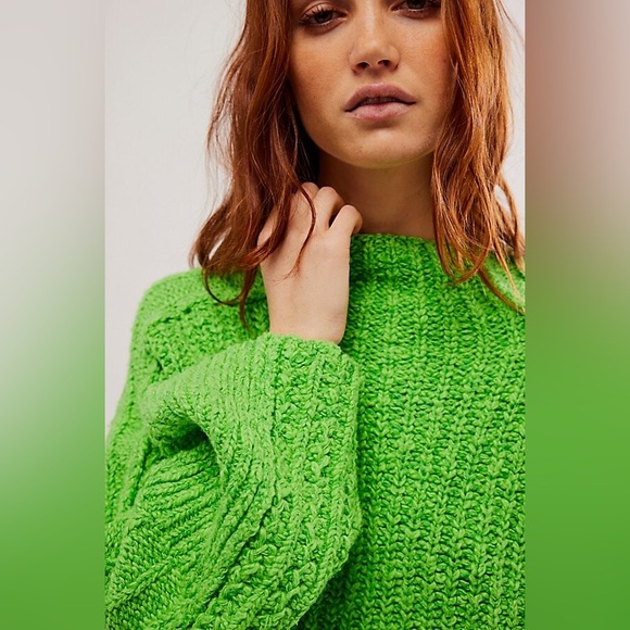 NWOT Free People Mock Neck Chunky Relaxed Knit Sweater Lime Green Size XS - Picture 2 of 3